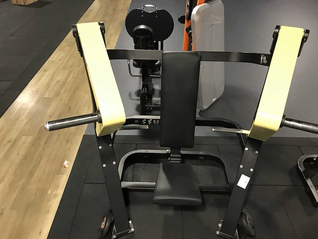 Technogym pure chestpress krachtstation - afbeelding 4 van  7
