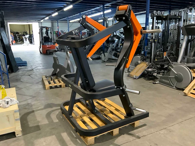 Technogym pure chestpress krachtstation - afbeelding 7 van  7