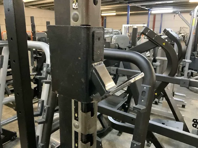 Technogym pure half rack krachtstation - afbeelding 6 van  7