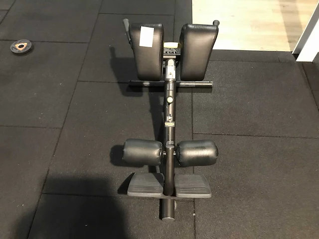 Technogym pure hyper extension krachtstation - afbeelding 4 van  4