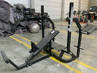 Technogym pure incline adjustable bench krachtstation - afbeelding 3 van  4