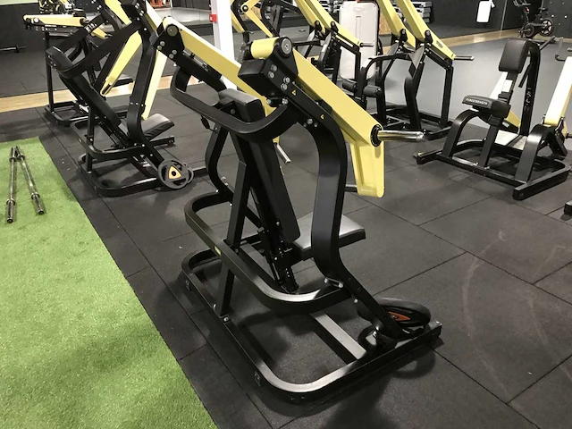 Technogym pure incline chest krachtstation - afbeelding 2 van  6