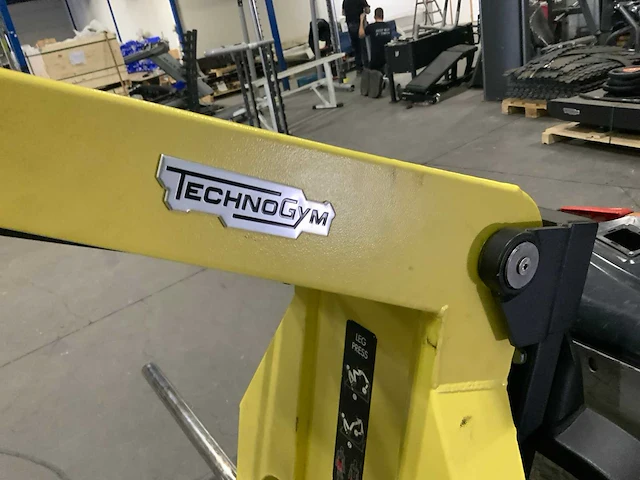 Technogym pure legpress krachtstation - afbeelding 7 van  7
