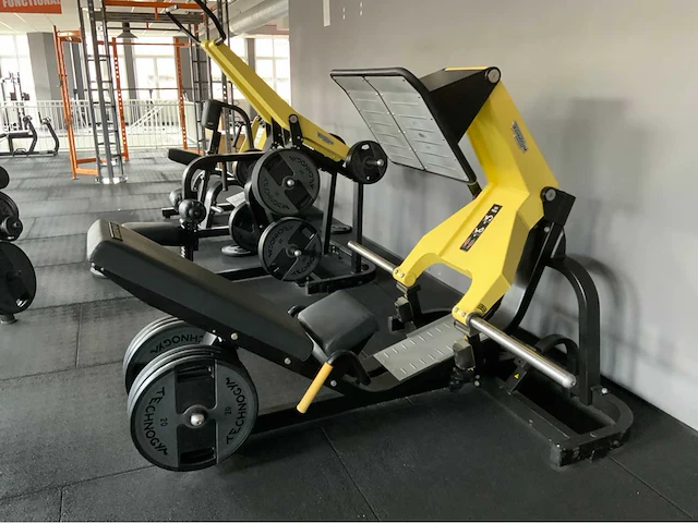 Technogym pure legpress krachtstation - afbeelding 2 van  5