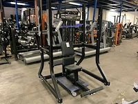 Technogym pure military bench press krachtstation - afbeelding 2 van  4