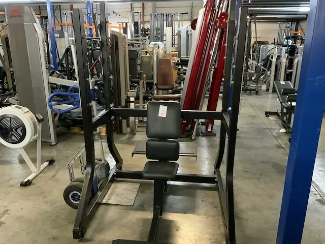 Technogym pure military press krachtstation - afbeelding 1 van  5