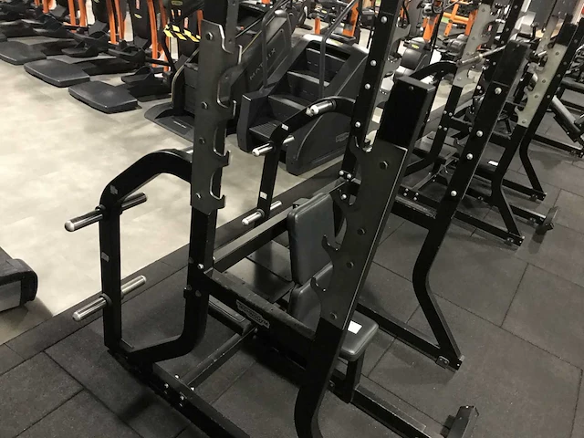 Technogym pure military press krachtstation - afbeelding 1 van  4