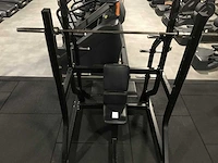 Technogym pure military press krachtstation