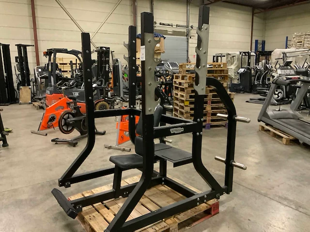 Technogym pure military press krachtstation - afbeelding 1 van  6