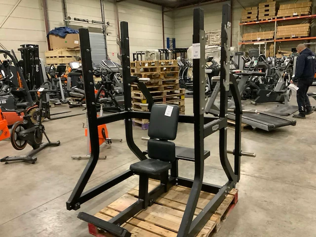 Technogym pure military press krachtstation - afbeelding 2 van  6