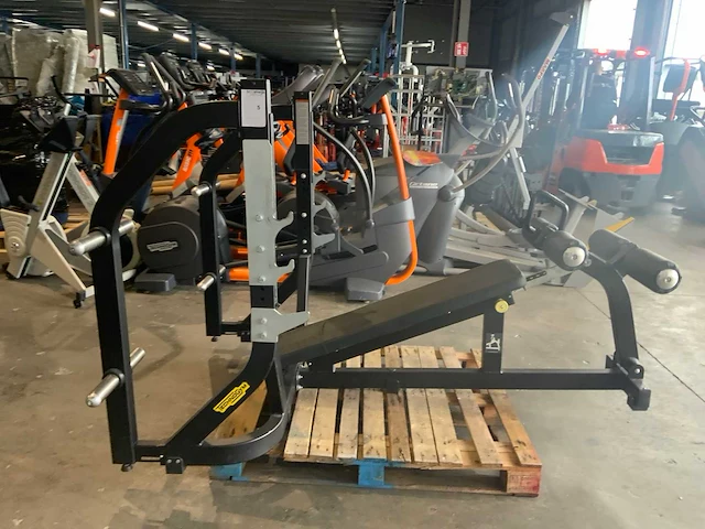 Technogym pure olympische decline bench krachtstation - afbeelding 1 van  5