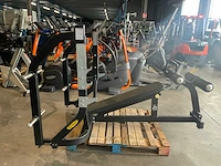 Technogym pure olympische decline bench krachtstation
