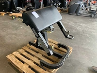 Technogym pure olympische decline bench krachtstation - afbeelding 1 van  5