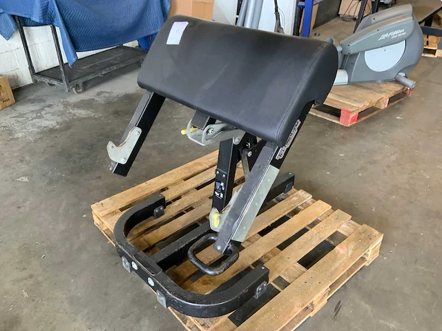 Technogym pure olympische decline bench krachtstation - afbeelding 2 van  5