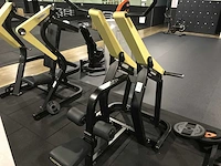 Technogym pure pull down krachtstation - afbeelding 1 van  6