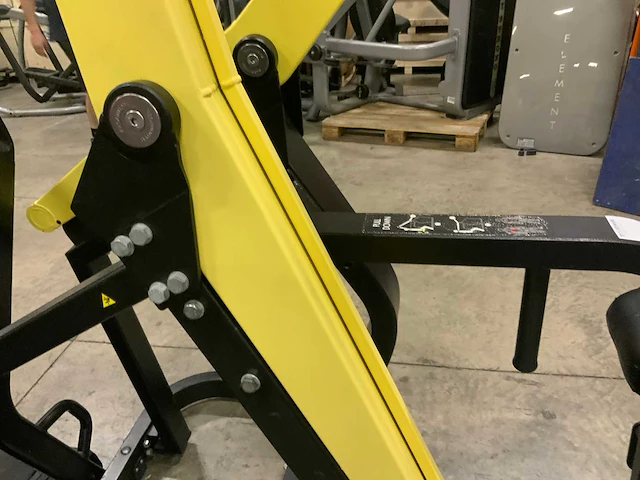 Technogym pure pulldown krachtstation - afbeelding 5 van  5