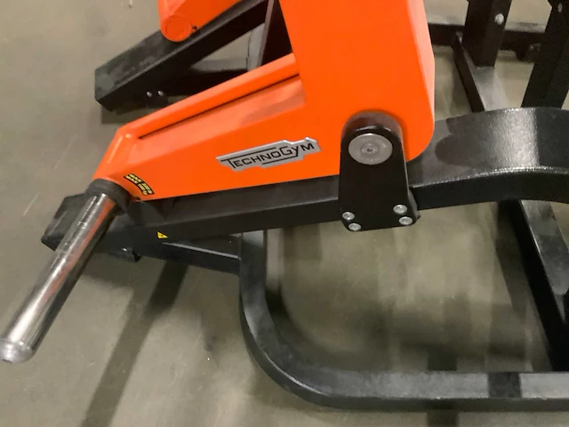 Technogym pure row krachtstation - afbeelding 2 van  6
