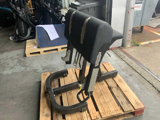 Technogym pure scott bench krachtstation - afbeelding 1 van  3