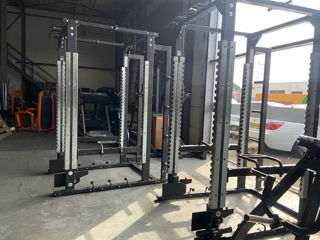 Technogym pure squat kooi krachtstation - afbeelding 5 van  5