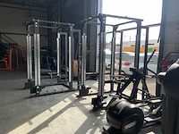 Technogym pure squat kooi krachtstation - afbeelding 7 van  7