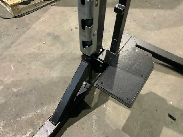 Technogym pure strenght half rack krachtstation - afbeelding 5 van  6