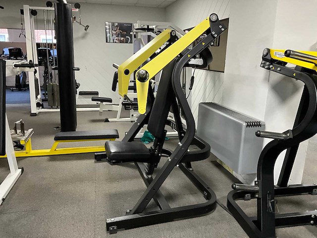 Technogym pure strenght machine incline press - afbeelding 6 van  11