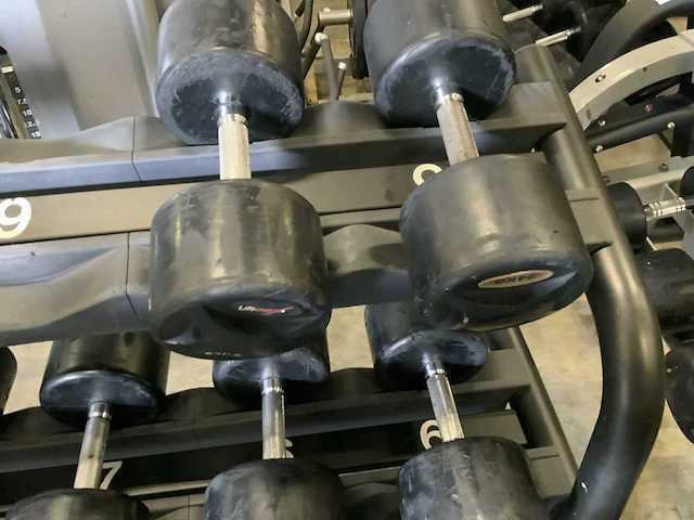 Technogym rek incl dumbells krachtstation - afbeelding 3 van  5