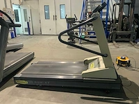Technogym run xt treadmill loopband - afbeelding 3 van  5