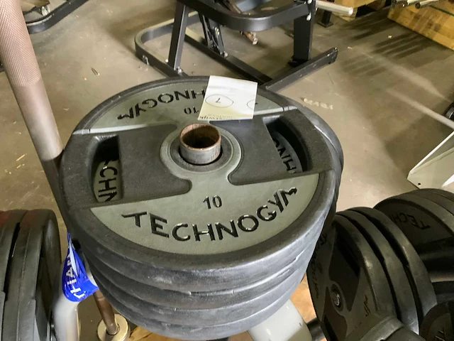 Technogym schijven inclusief rek 520kg - afbeelding 3 van  8