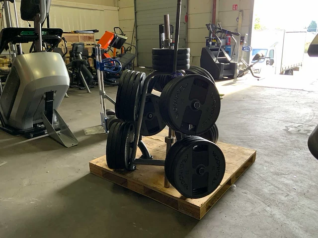 Technogym schijven inclusief rek 520kg - afbeelding 6 van  8