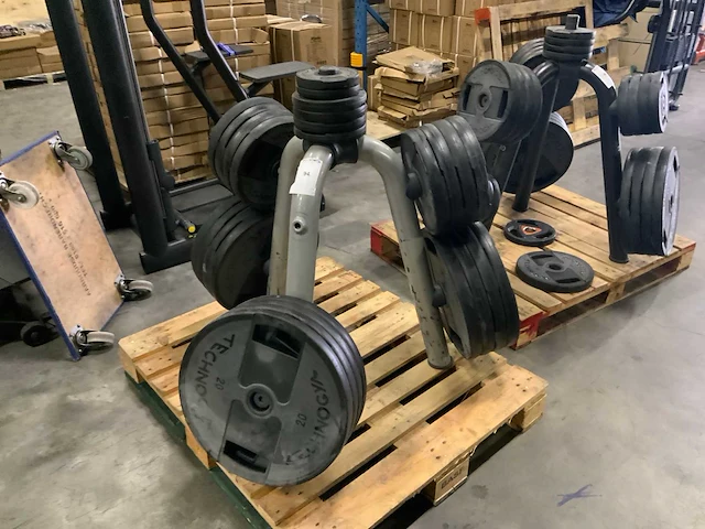 Technogym schijven pu 50mm 12x20kg;8x10;4x2,5;2x1,25kg krachtstation - afbeelding 1 van  6