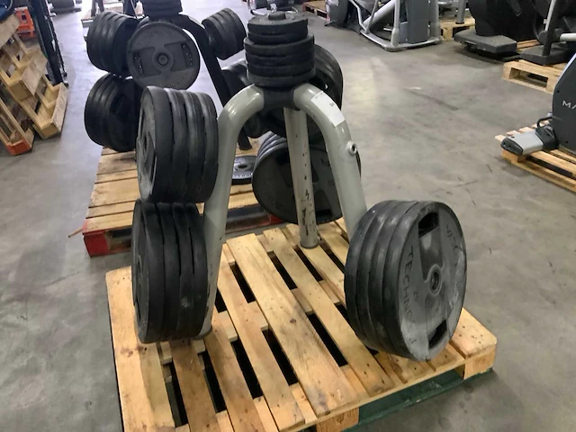 Technogym schijven pu 50mm 12x20kg;8x10;4x2,5;2x1,25kg krachtstation - afbeelding 6 van  6