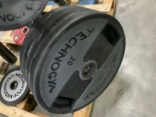 Technogym schijven pu 50mm 4x20;4x10;9x5;8x2,5;4x1,25kg krachtstation - afbeelding 6 van  6