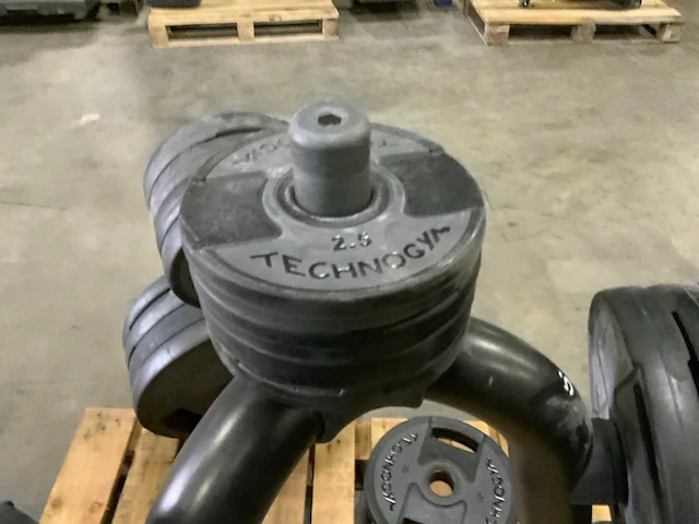 Technogym schijven pu 50mm 8x20;9x10;9x5kg;4x2,5kg krachtstation - afbeelding 6 van  6