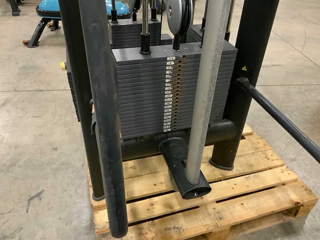 Technogym selection line 4 pulley station krachtstation - afbeelding 5 van  8