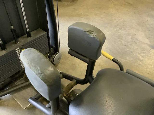 Technogym selection line abductor krachtstation - afbeelding 4 van  5