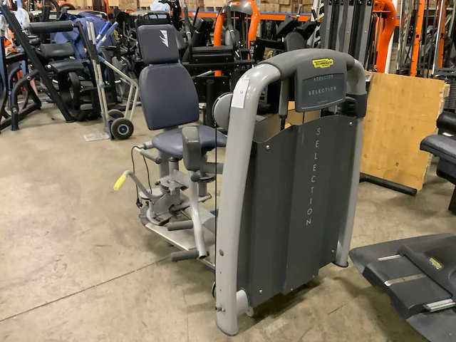 Technogym selection line adductie krachtstation - afbeelding 4 van  5