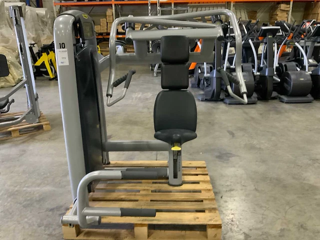 Technogym selection line chest incline krachtstation - afbeelding 2 van  4
