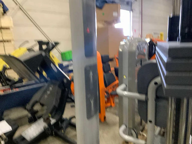 Technogym selection line easy chin dip krachtstation - afbeelding 3 van  7
