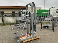 Technogym selection line easy chin dip krachtstation - afbeelding 2 van  5