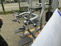Technogym selection line easy chin dip krachtstation - afbeelding 5 van  5