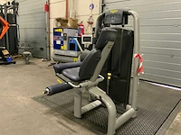 Technogym selection line leg extension krachtstation - afbeelding 6 van  7