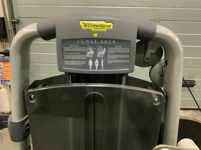 Technogym selection line lowerback krachtstation - afbeelding 3 van  6