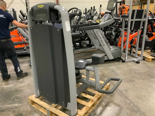 Technogym selection line rotary torso krachtstation - afbeelding 6 van  7