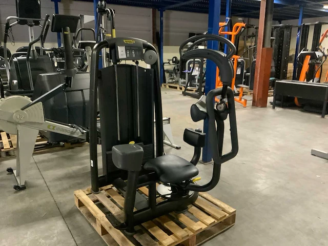 Technogym selection line rotary torso krachtstation - afbeelding 1 van  5