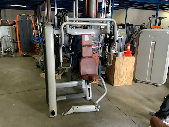 Technogym selection line upperback krachtstation - afbeelding 2 van  5