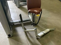 Technogym selection line vertical traction krachtstation - afbeelding 3 van  6