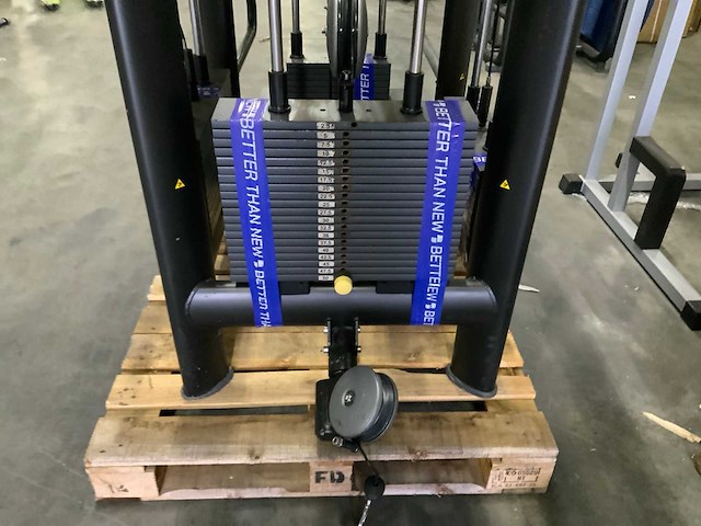 Technogym selectionline 4 pulley station krachtstation - afbeelding 4 van  6