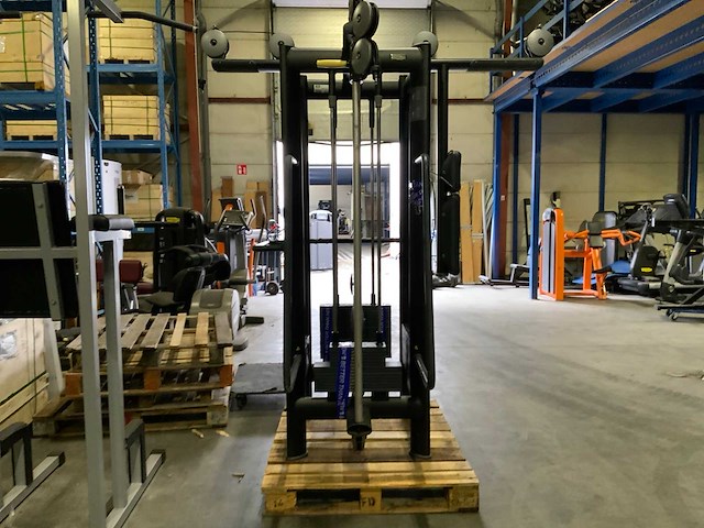 Technogym selectionline 4 pulley station krachtstation - afbeelding 5 van  6
