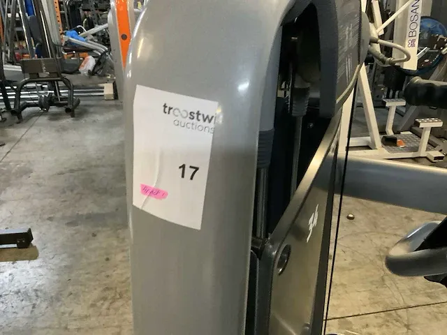 Technogym selectionline pectoral krachtstation - afbeelding 4 van  7